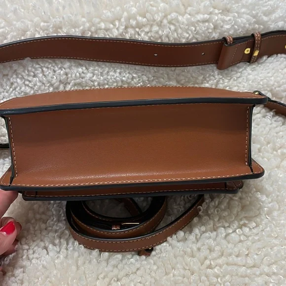 AALLYN INGRID NWOT Cognac  Leather shoulder and crossbody straps - Picture 4 of 6